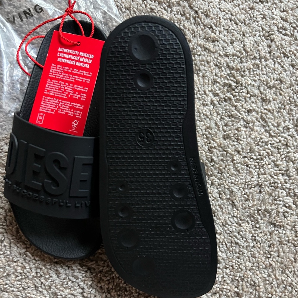 Children’s slides size 35 (3) brand new